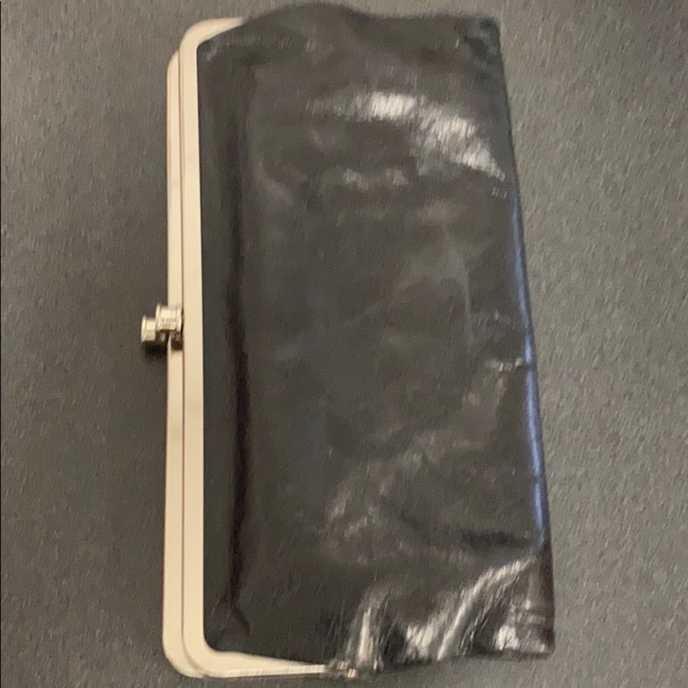 Authentic Hobo black leather Lauren wallet
